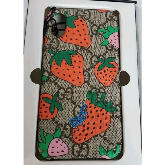 Gucci NIB Supreme Strawberry iPhone Case NWT Fits iPhone X/XS - Picture 1 of 5